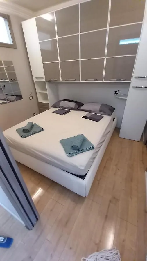 Casa Anna Deluxe Apartment Schiso
